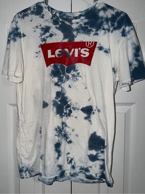 Levi's White & Blue Tie-Dye Tee with Red Logo